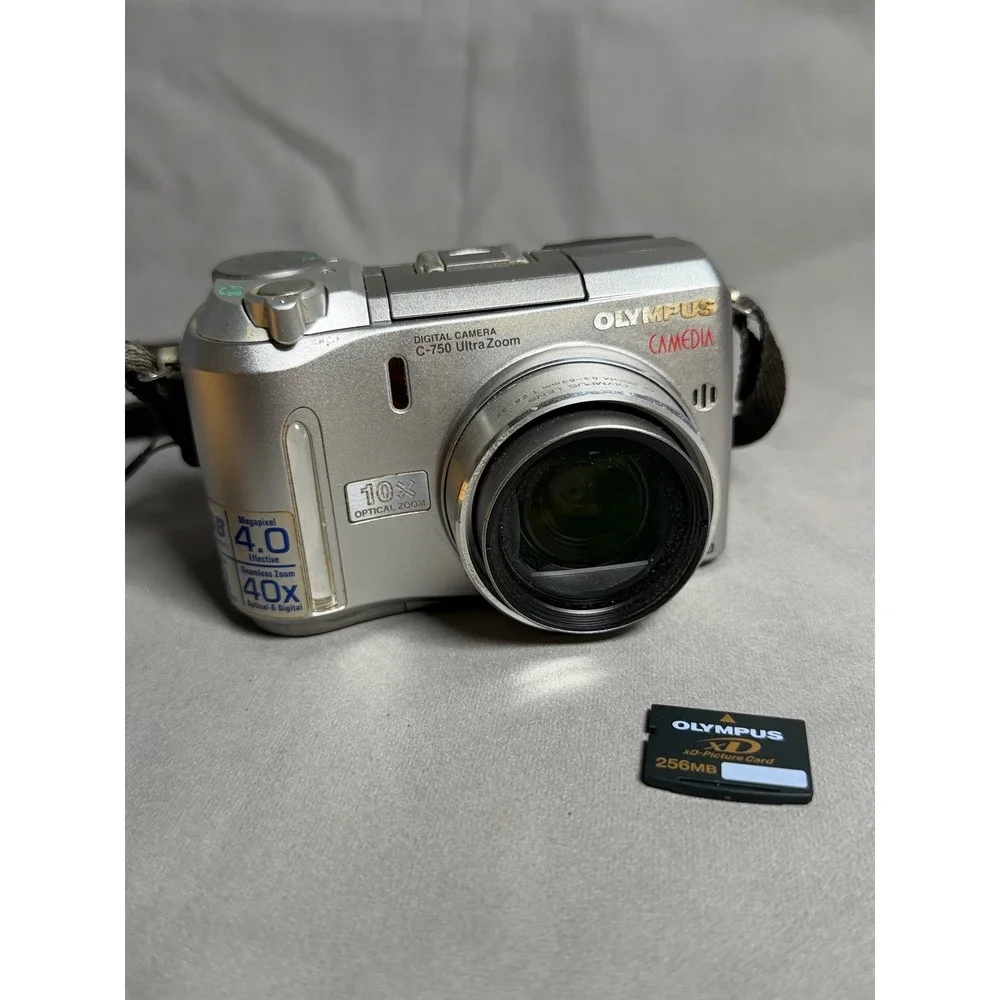 Olympus Camedia C-750 Ultra Zoom 4.0MP Digital Camera Silver Tested and Works